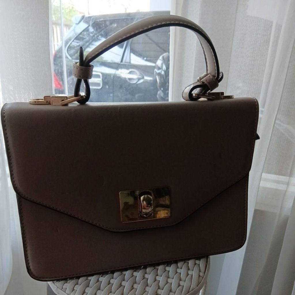 Preloved Elizabeth