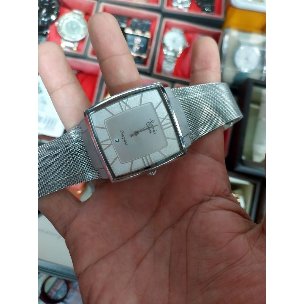 alexandre Christie 8329