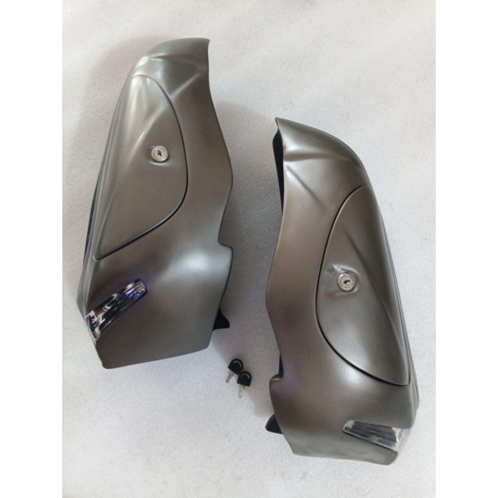 BOX SAMPING NMAX OLD GREY