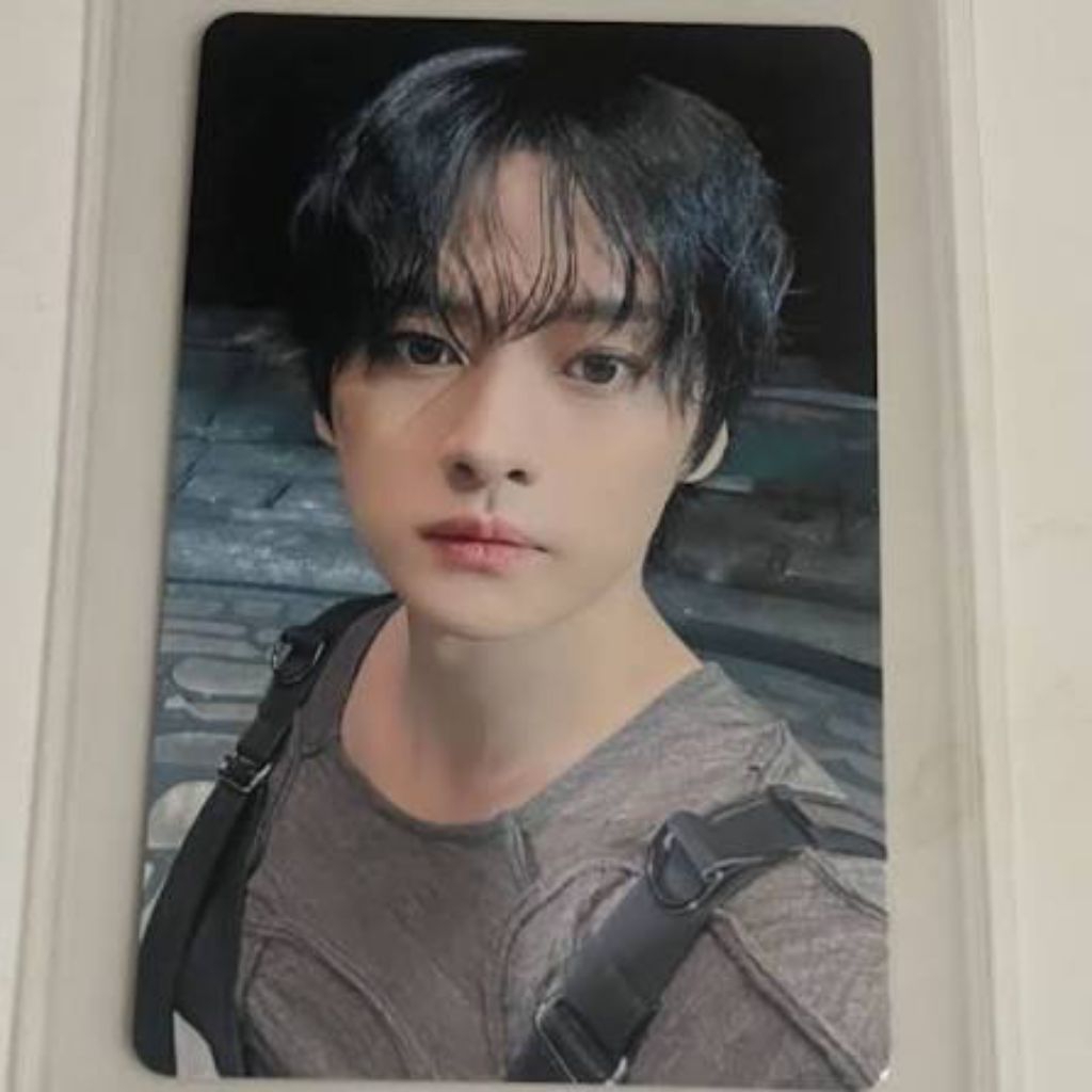 WTS OFFICIAL PHOTOCARD PC STRAY KIDS STRAYKIDS SKZ (BACA DESKRIPSI) BANGCHAN LEE KNOW CHANGBIN HYUNJ