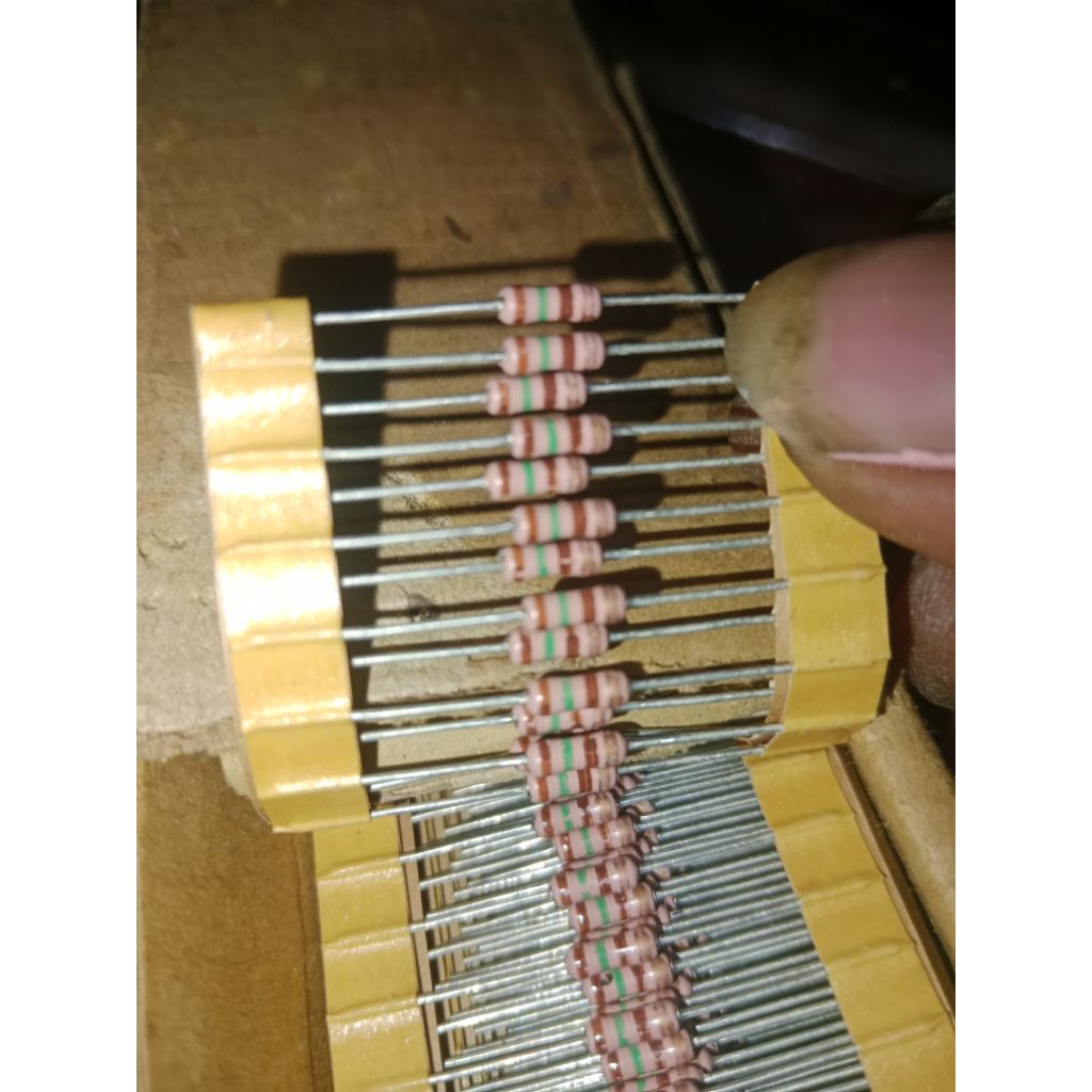 Resistor japan ,resistor 150 Ohm, New/150ohm perkiraan