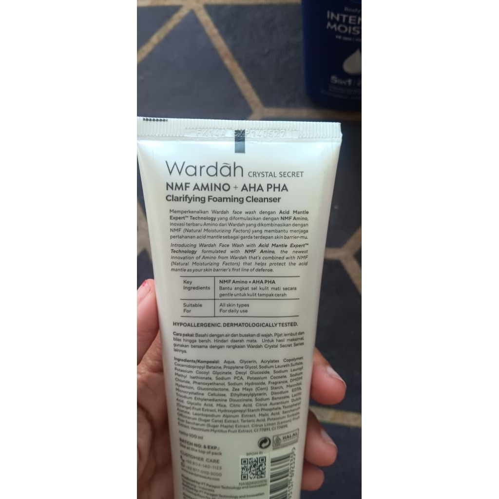 Wardah Crystal Secret Paket Lengkap - Perawatan Kulit Wajah dengan NMF Amino, AHA PHA, dan Peptide