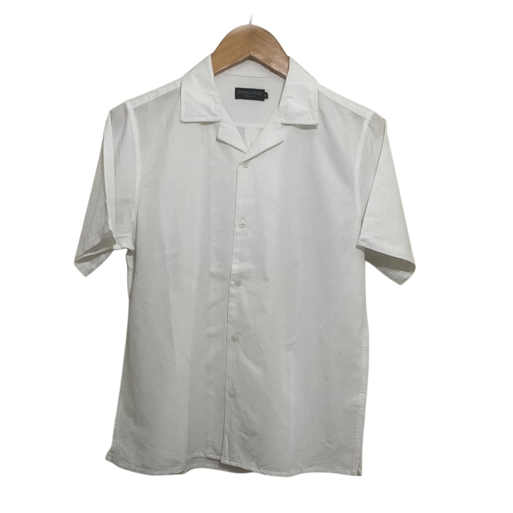 Kemeja The Executive Putih Size M