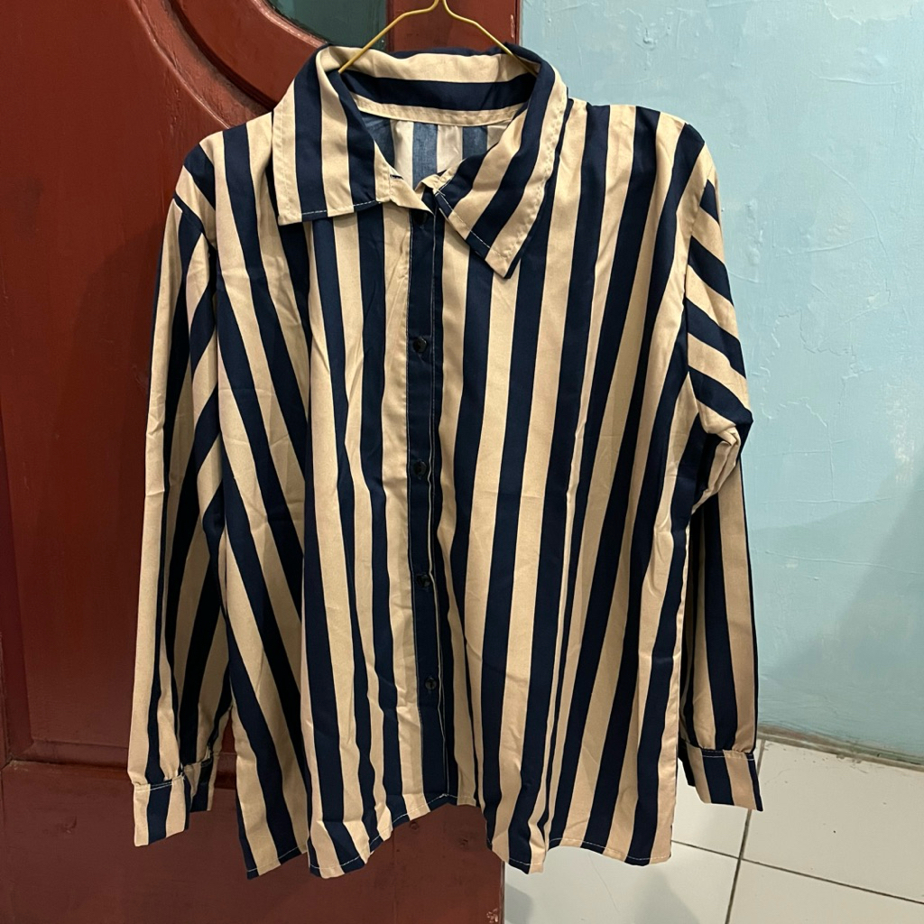 [preloved] Blouse Wanita Lurik