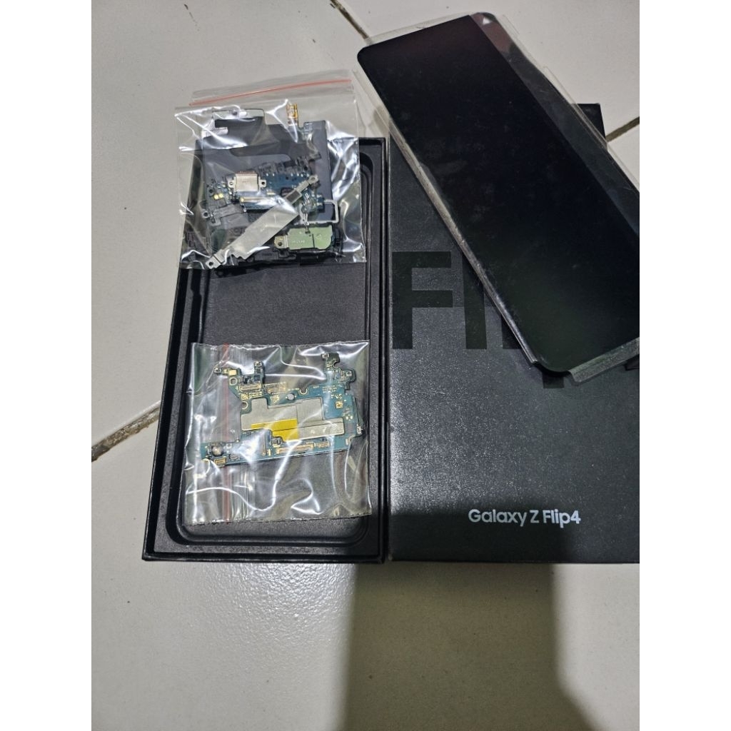 mesin Samsung z flip 4 Sein
