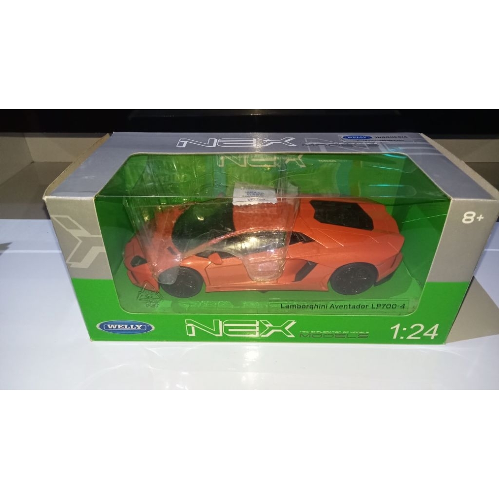 Diecast Brand welly lamborghini aventador skala 1:24