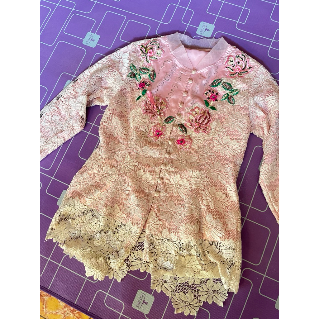 preloved kebaya pink