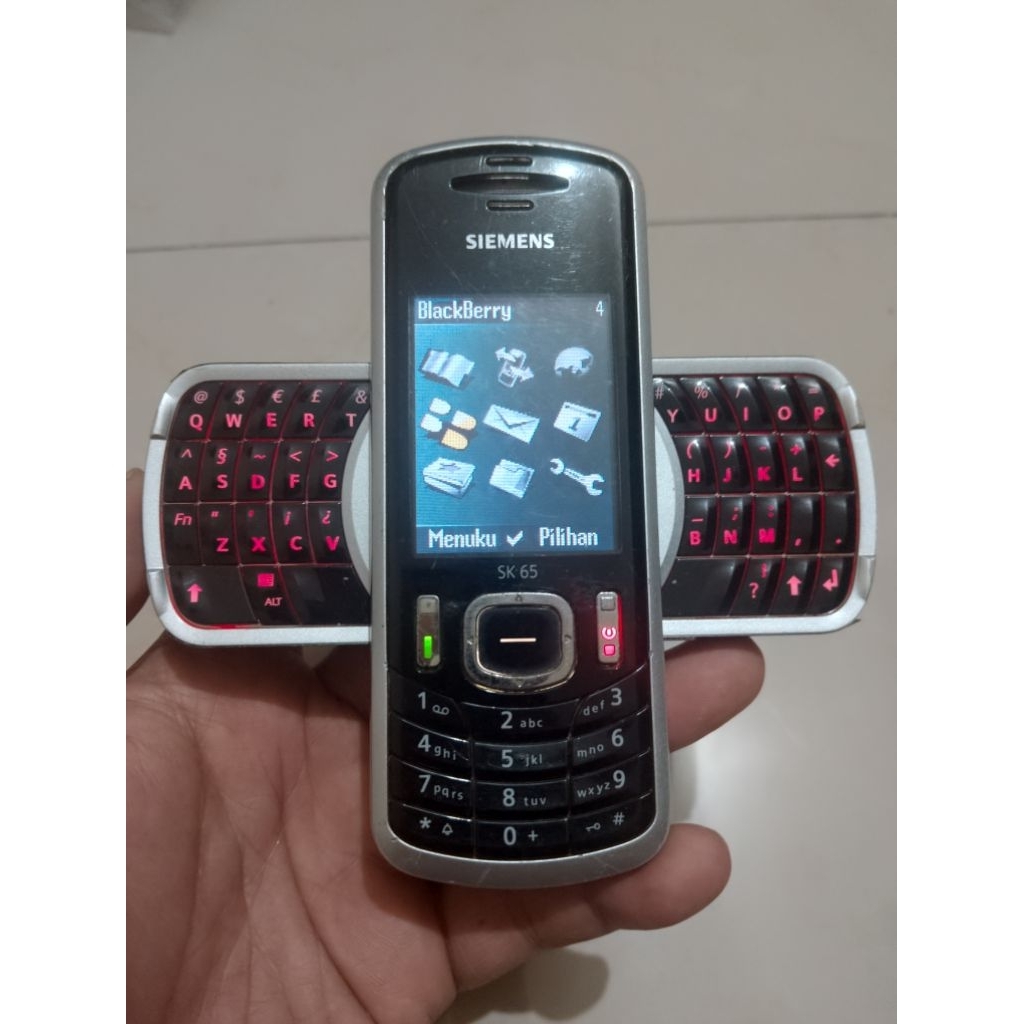 Siemens SK65 Black HP Baling-Baling Normal Original Mulus Jadul Langka Unik Imut Speaker Bass Stereo