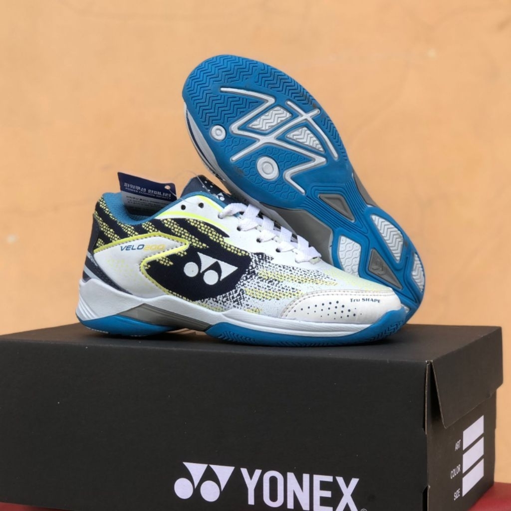 (YONEX VELLO 200) sepatu olahraga badminton anak sepatu bulutangkis anak