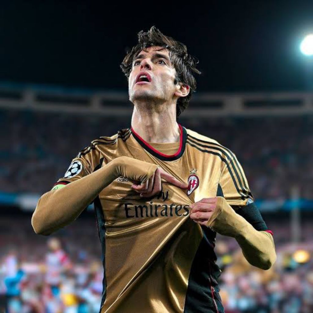Gratis Nameset KAKA 22 + Full Patch Jersey Retro AC Milan Gold 2013 2014 Size M