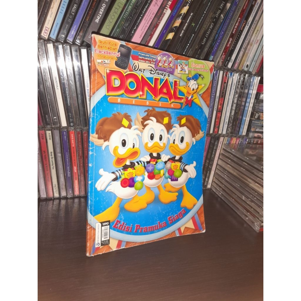 Album komik Donal Bebek Edisi Pramuka Siaga