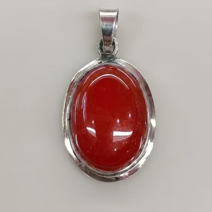 Liontin Monel Batu Giok Merah