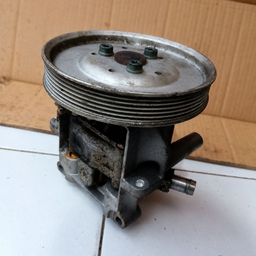 Pompa Oli Pump Power Steering BMW E36 E35 320 ORIGINAL