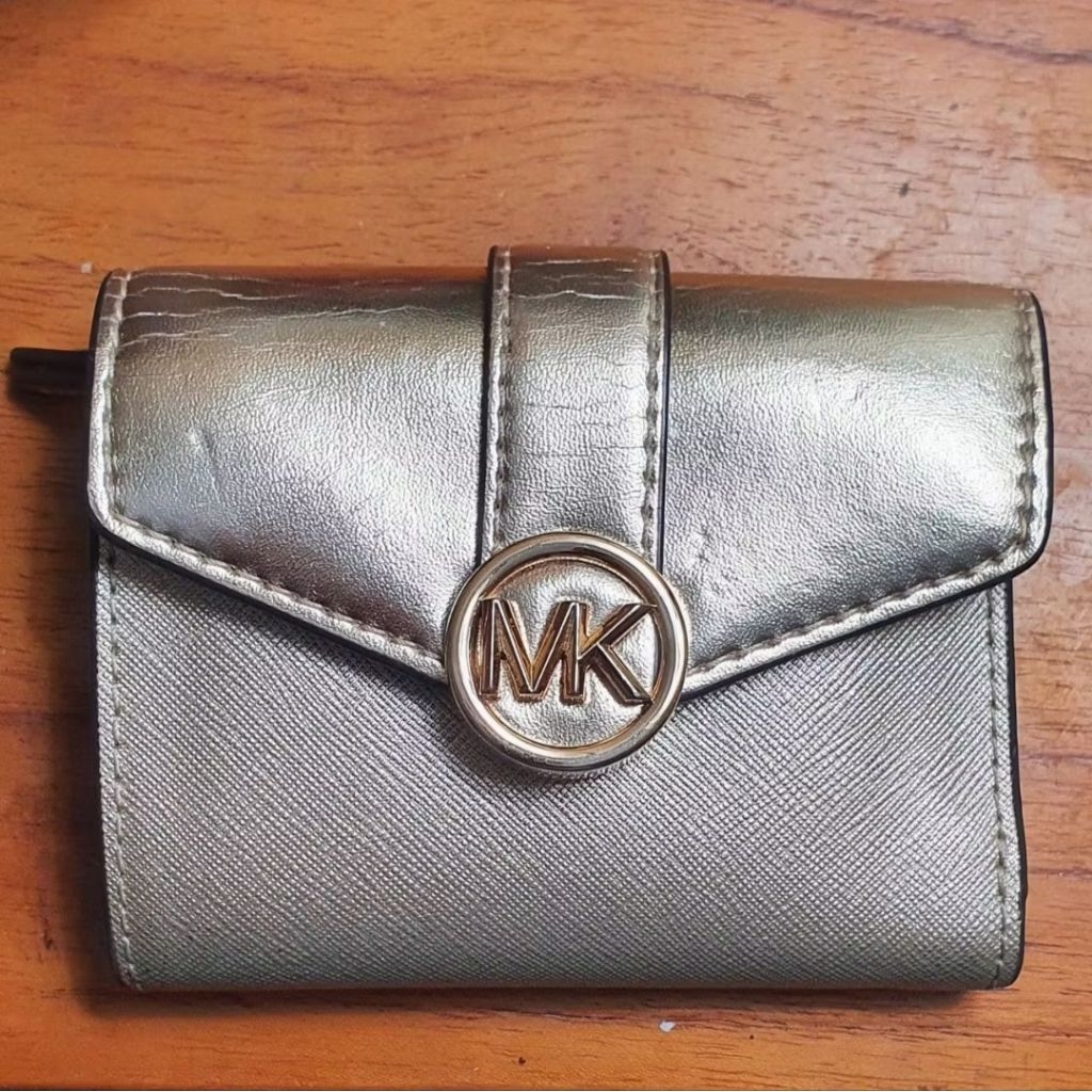 MK carmen wallet preloved