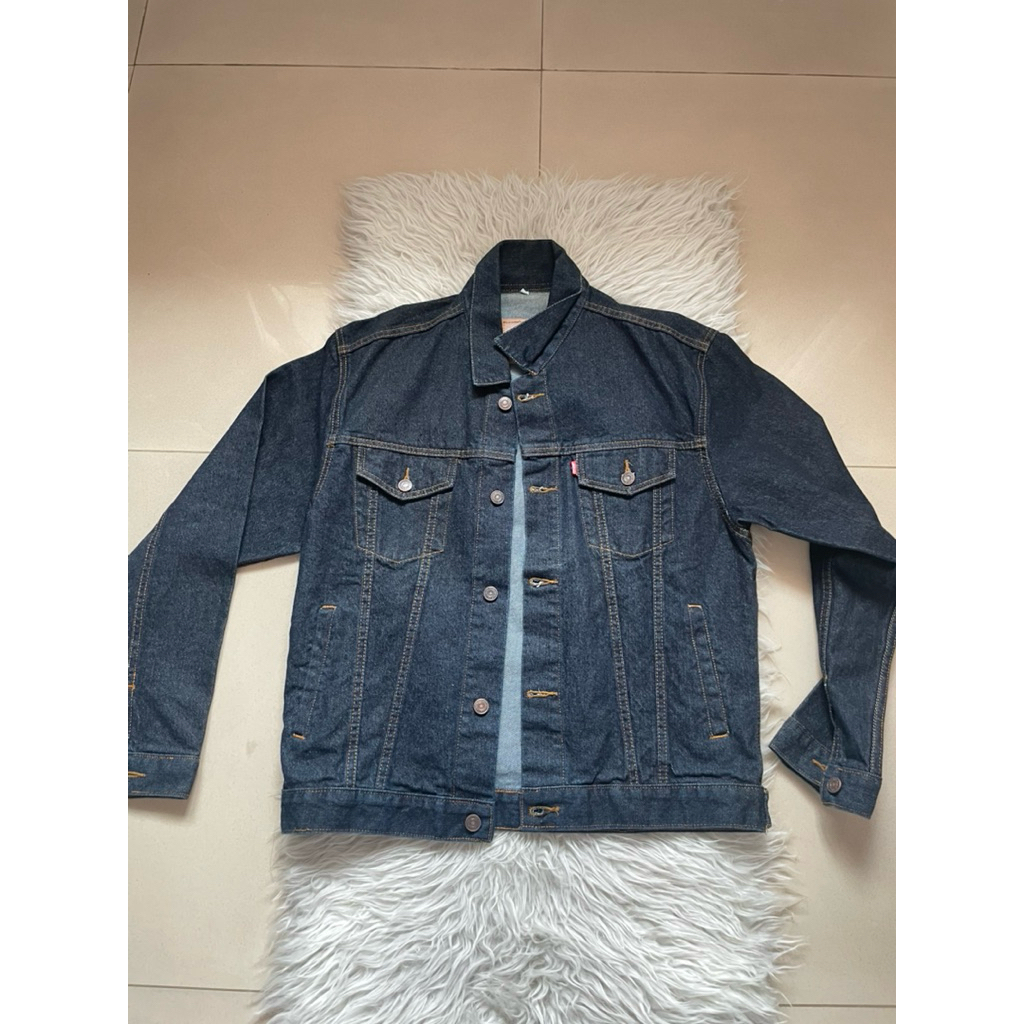 levis trucker denim jacket