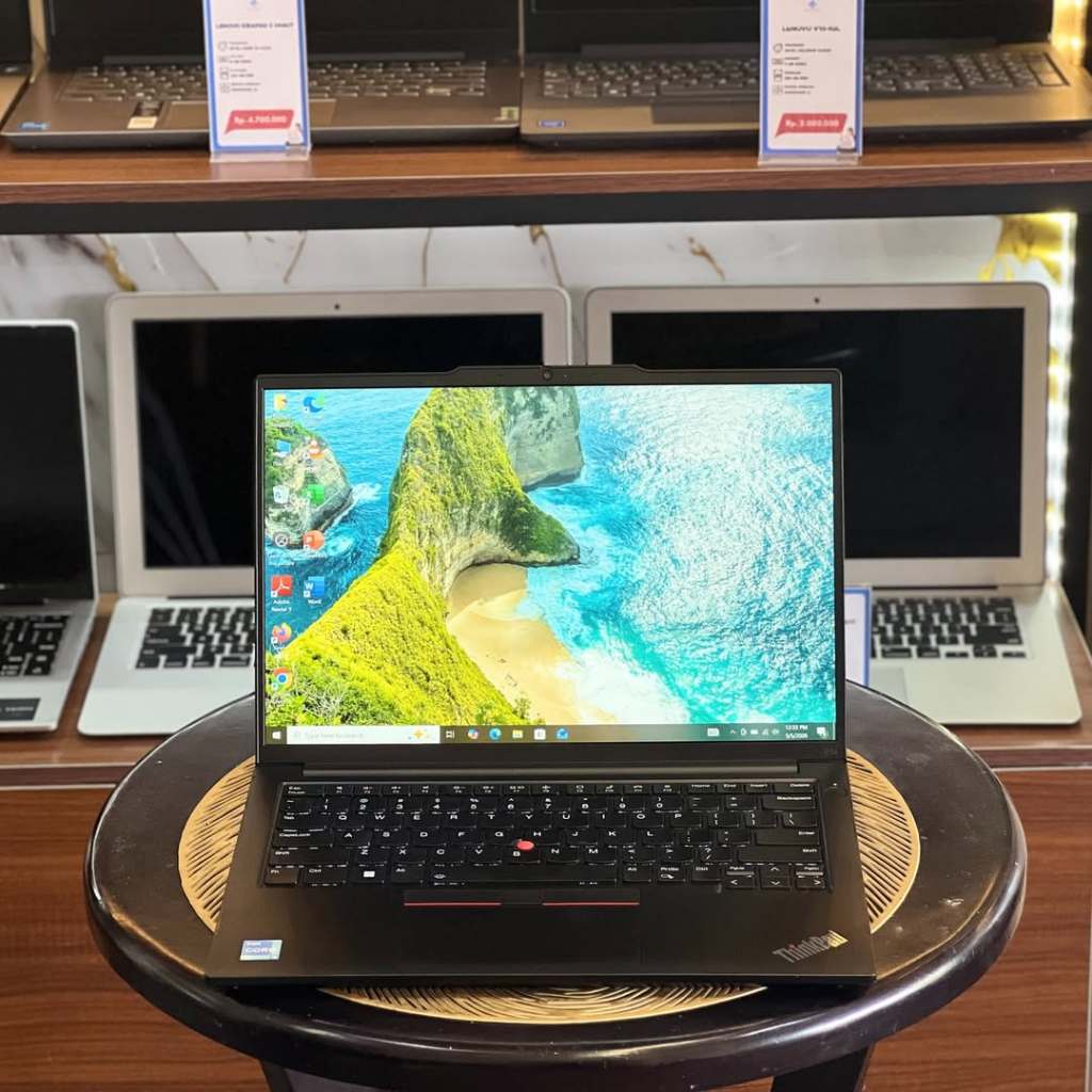 MURAH LAPTOP LENOVO THINKPAD E14CORE I3-1315U/SSD512GB/RAM8GB/MULUS