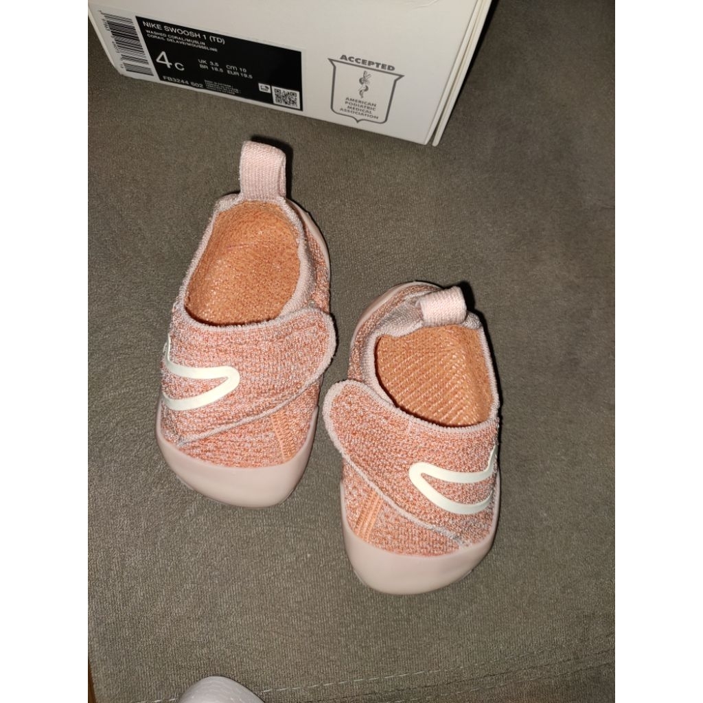 preloved nike swoosh 1 baby