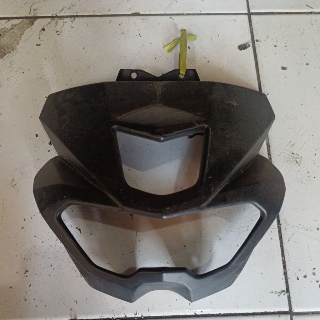 Cover Headlamp cover lampu depan yamaha Xabre 150 original BG7-H4144-00-PO