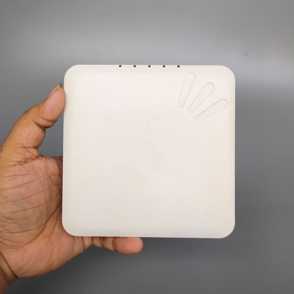 Ruckus R300 WiFi Router Access point ruckus dual band 2.4 GHz dan 5.8G