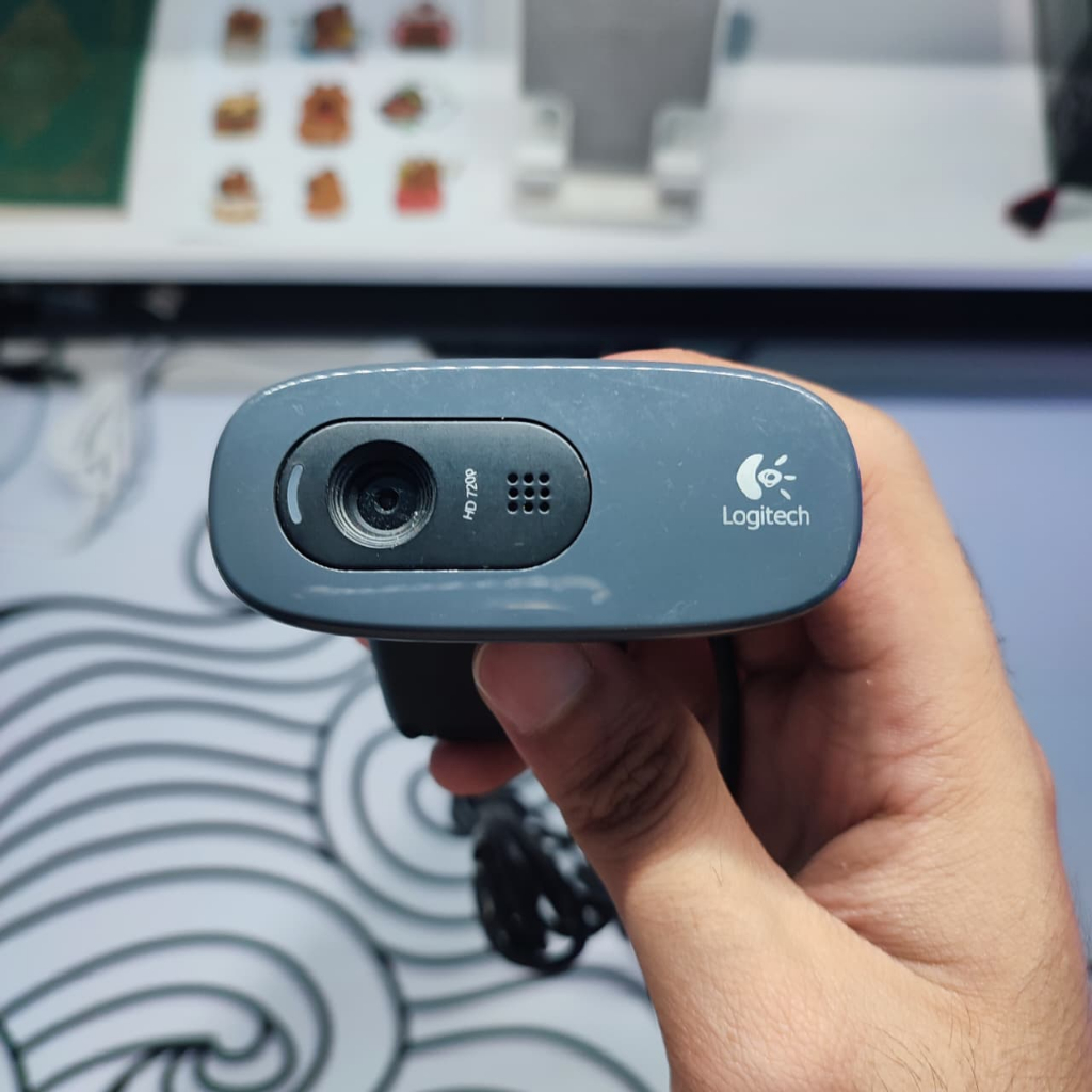 *PRE-LOVED/SECOND* Logitech C270 Webcam HD 720p Facecam Kamera untuk Windows, Mac OS & Chrome OS Ori