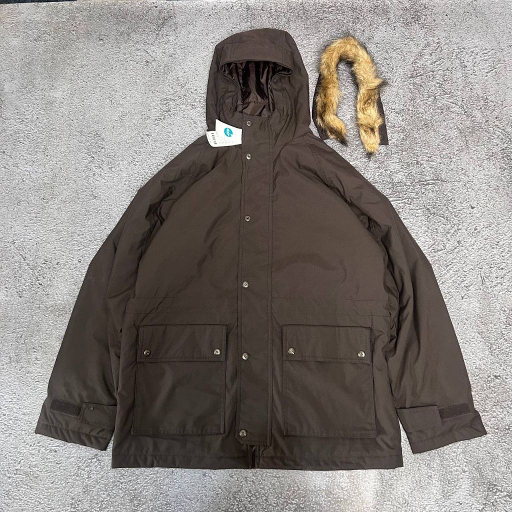 Uniqlo Air Tech mountain parka waterproof