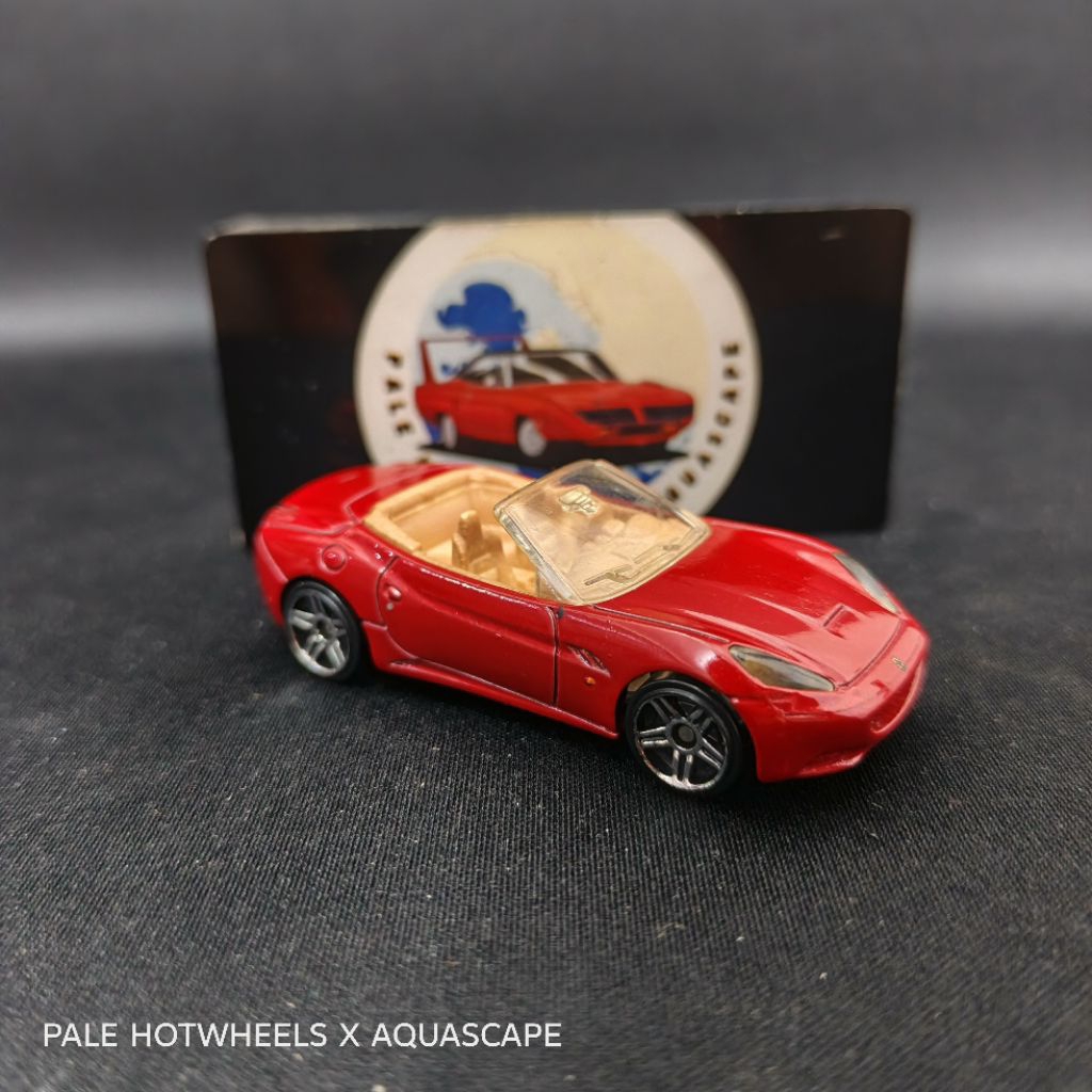 HOTWHEELS FERRARI CALIFORNIA LOOSE MERAH