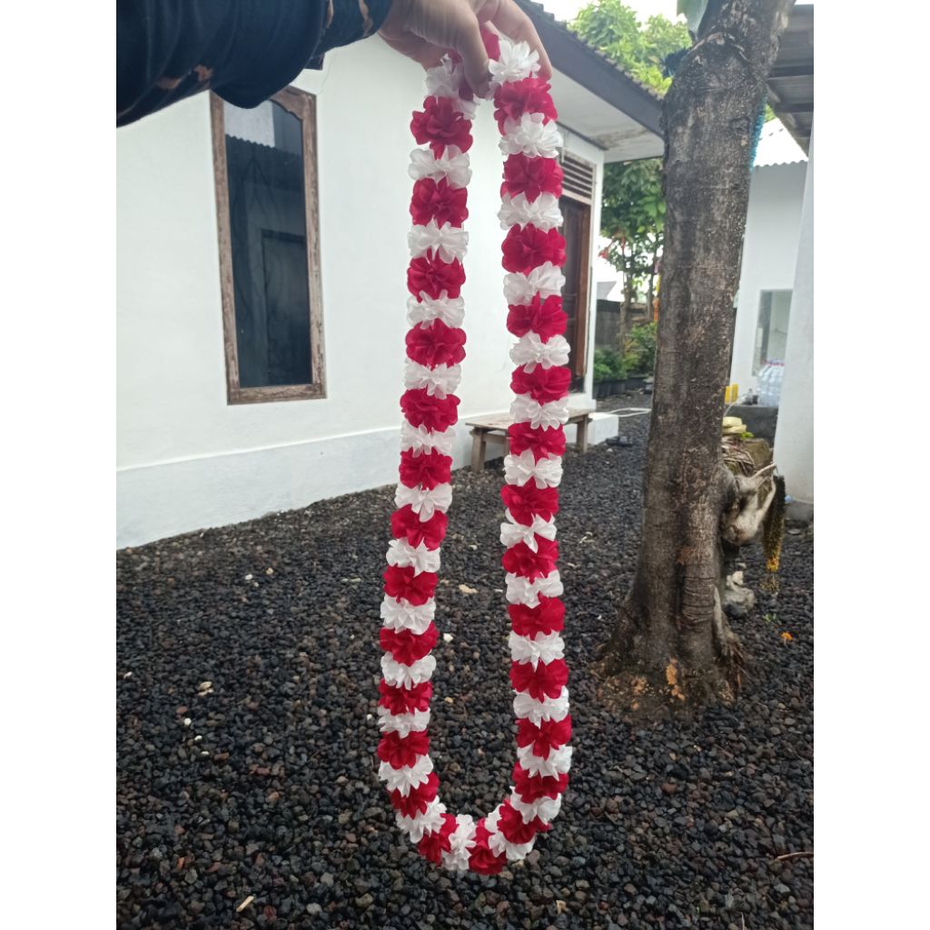 kalung satgas merah putih jumbo