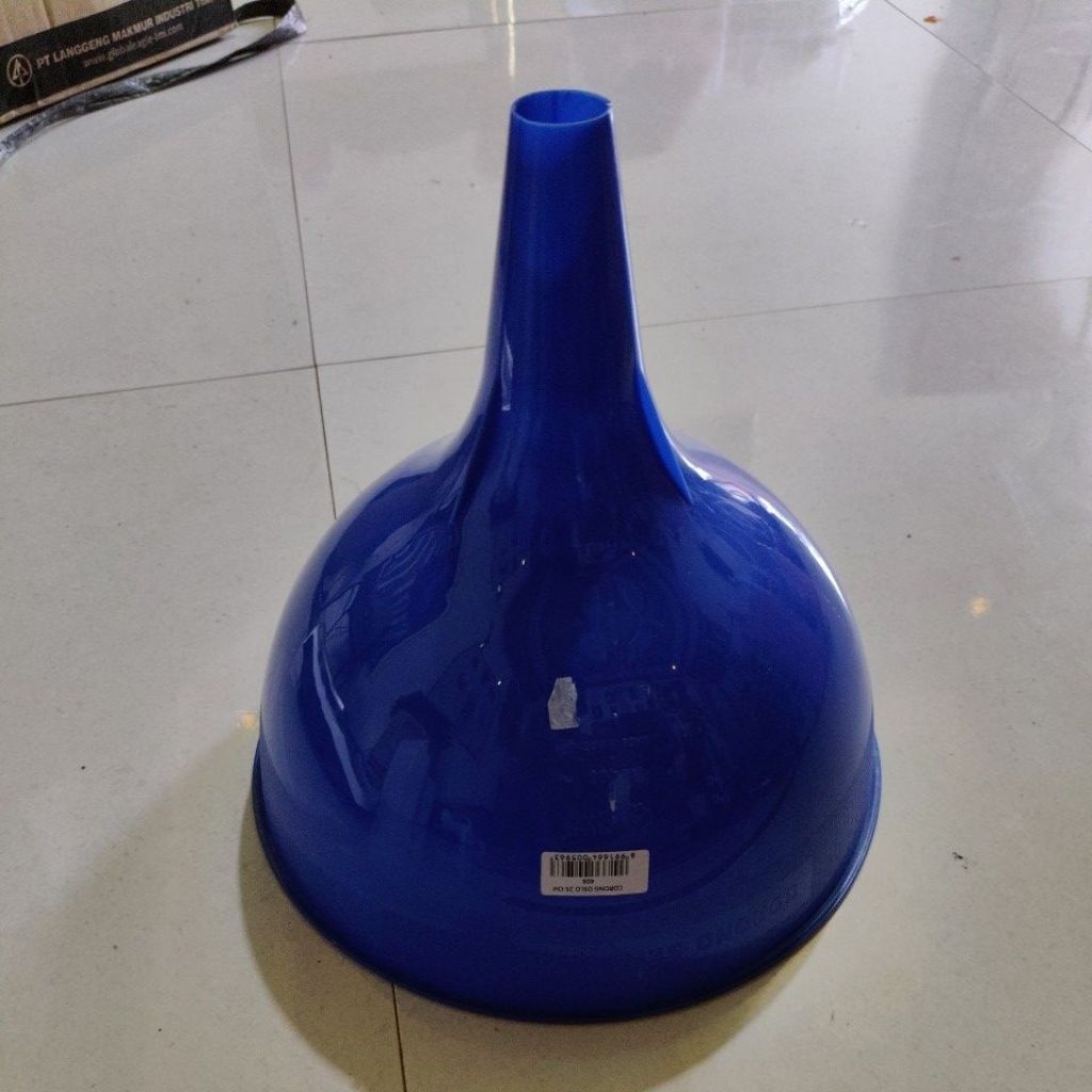 Tantos Corong Oslo 25 Plastik Tebal - Corong Air Minyak Bensin Serbaguna Ukuran Besar