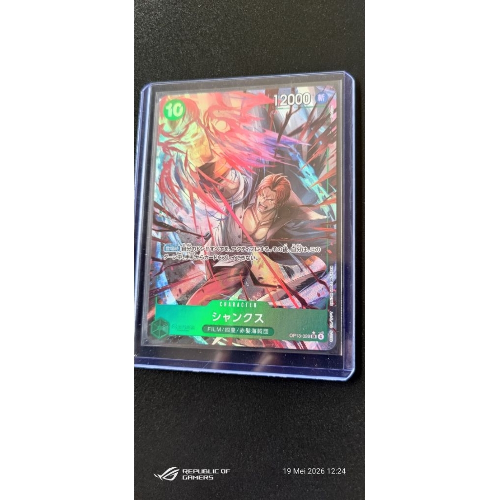 Shanks (Parallel) OP13-028 dari permainan kartu One Piece TCG