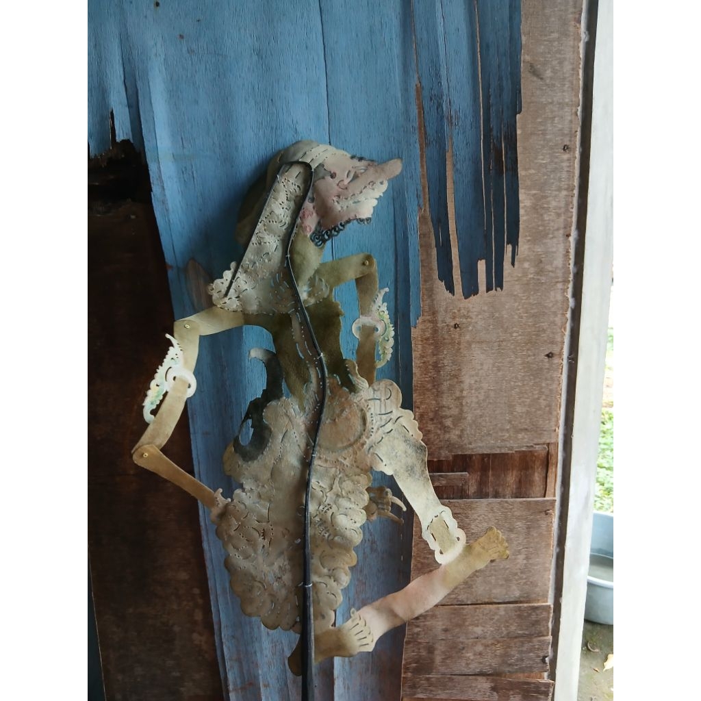 Hiasan dinding karakter wayang kulit 175rb jadul antik vintage lawas display dianggap mati