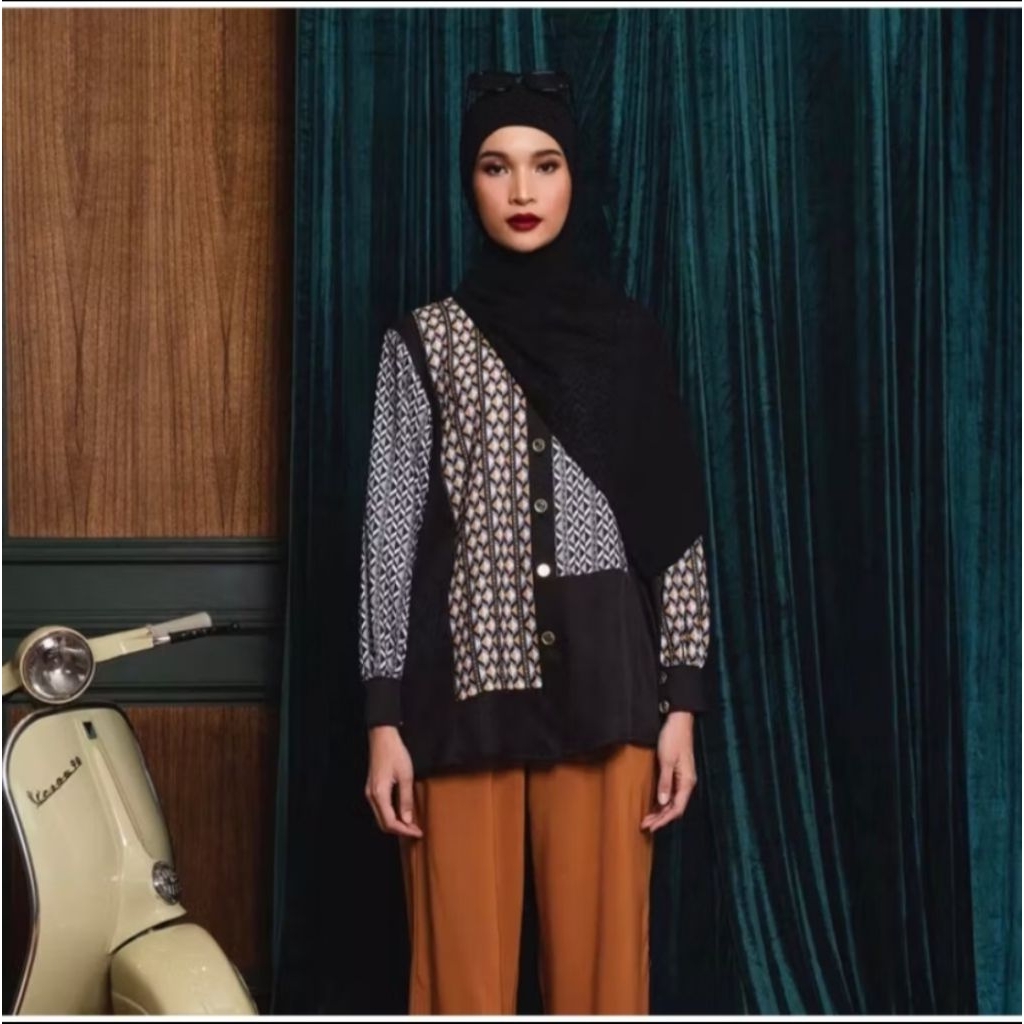 CHROMATICA SHANNON BLOUSE by ZS