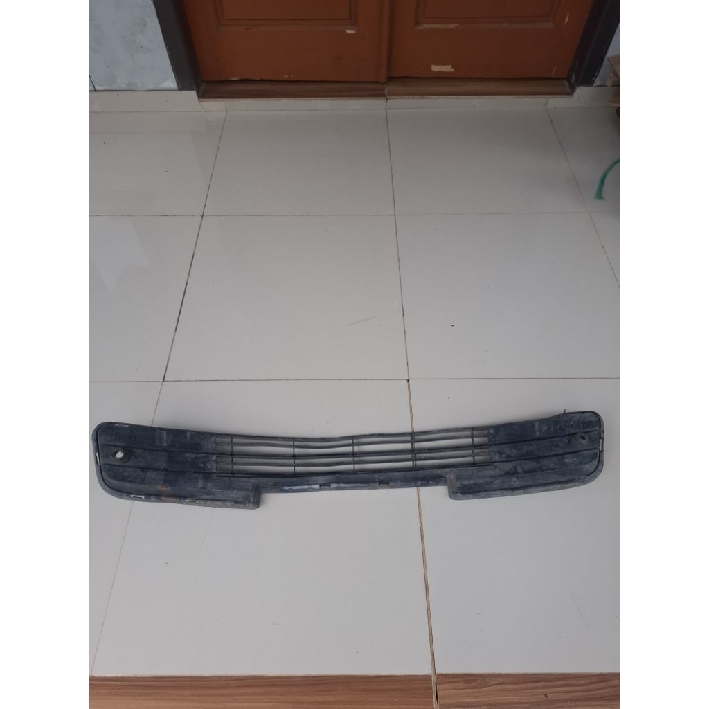 GRILL BUMPER DEPAN DAIHATSU GRANDMAX SECOND ORIGINAL
