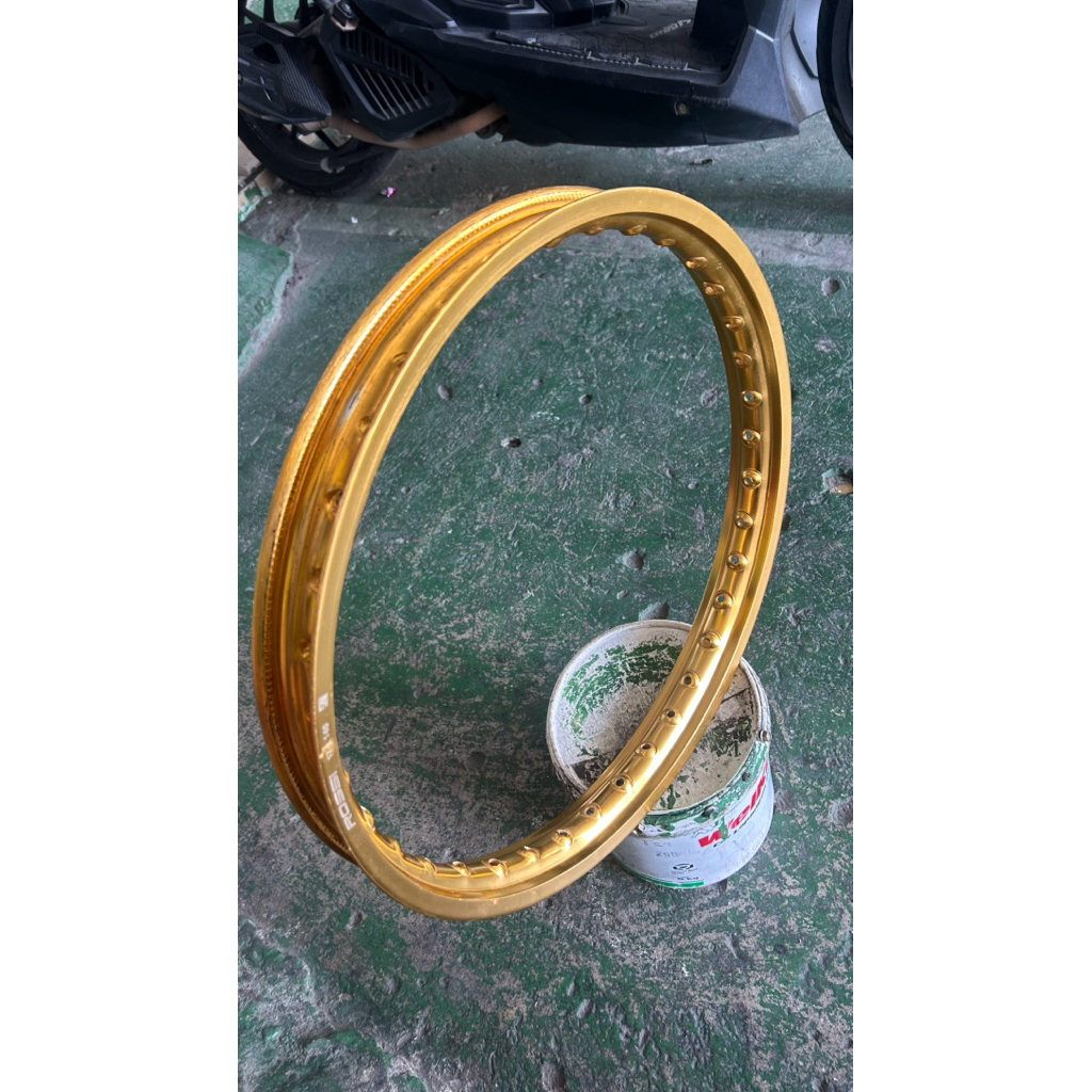 Lingkaran velek Rossi/Vrossi ukuran 140 ring 17 hole 36 (bekas layak pakai)