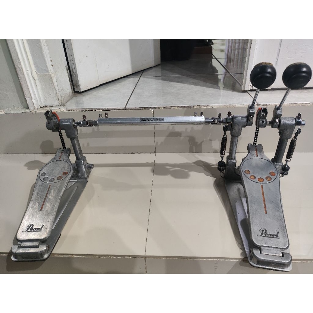 Double Pedal Pearl P932 Demonator Single Chain Long Board w/Interchangeable Cam Second Preloved Beka