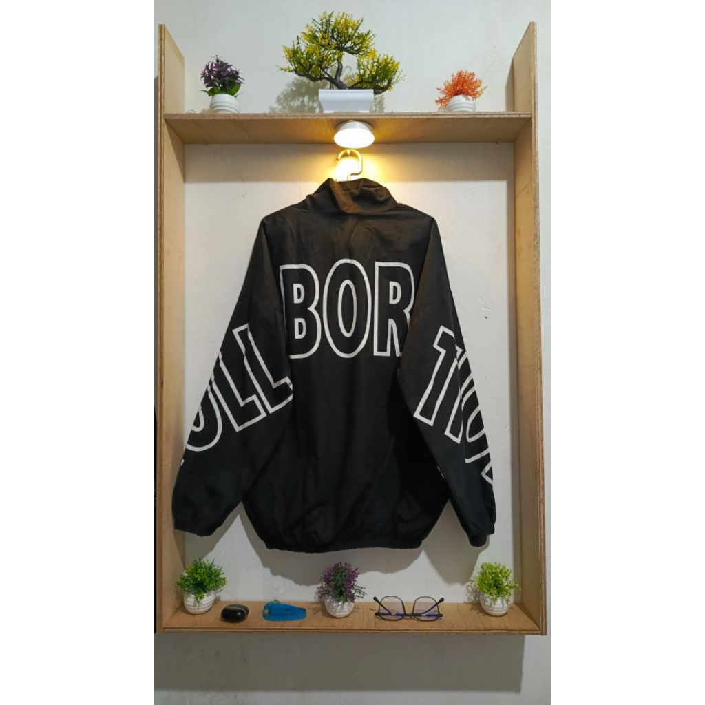 Jaket Big Logo