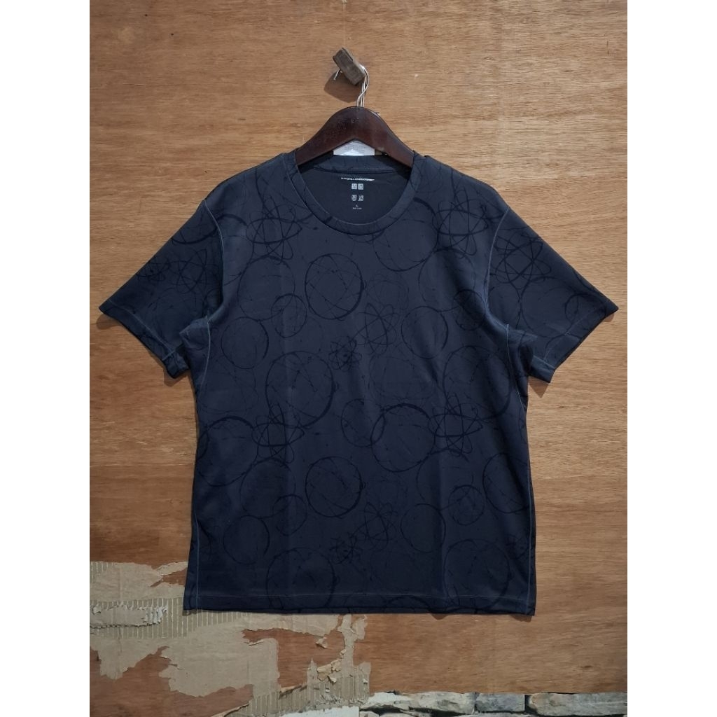 Kaos Jersey Uniqlo X Futura Size "XL"
