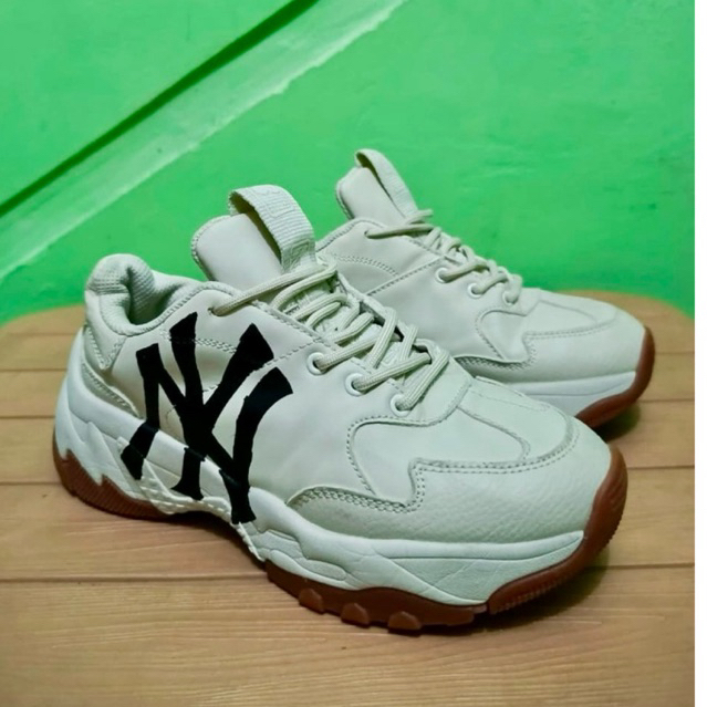 Sepatu Running Go Run 7+ Hyper burst Size 37,5