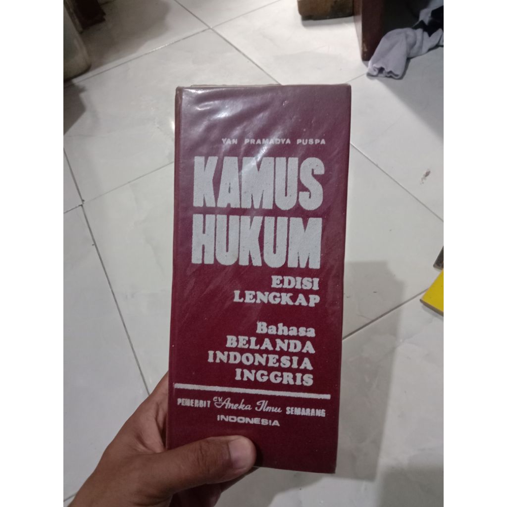 kamus hukum lengkap bahasa Belanda Indonesia Inggris