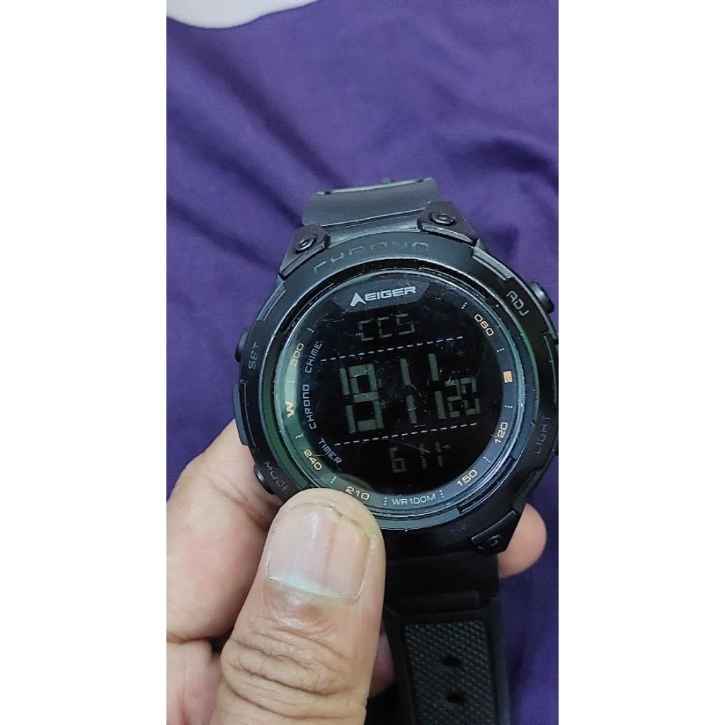 Jam tangan eiger Helicon