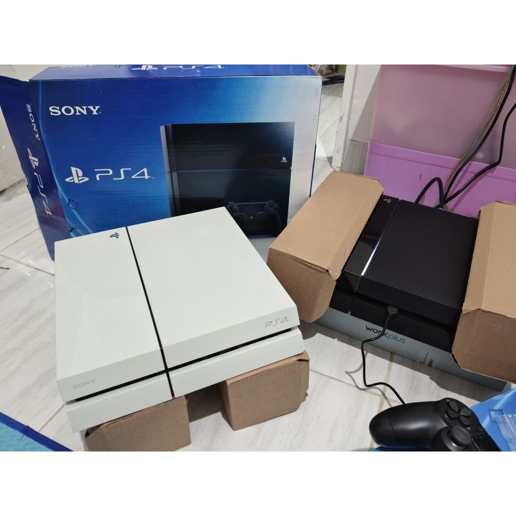 PS4 fat hen 9