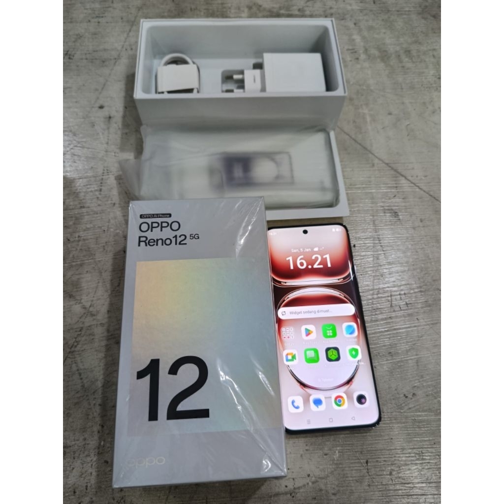 OPPO RENO 12 5G 12/256 seken