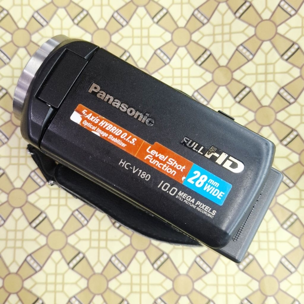 Handycam Panasonic HC-V180 Full HD HDMI