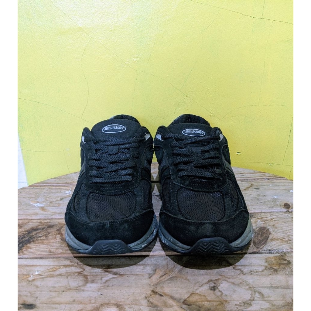 Sepatu Sneakers Kulit Jim Joker Second Original
