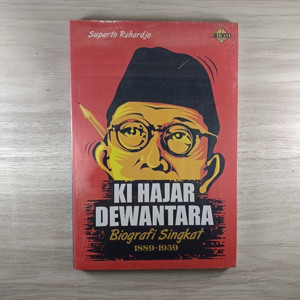 buku KI HAJAR DEWANTARA BIOGRAFI SINGKAT 1889-1959 karya Suparto Raharjo