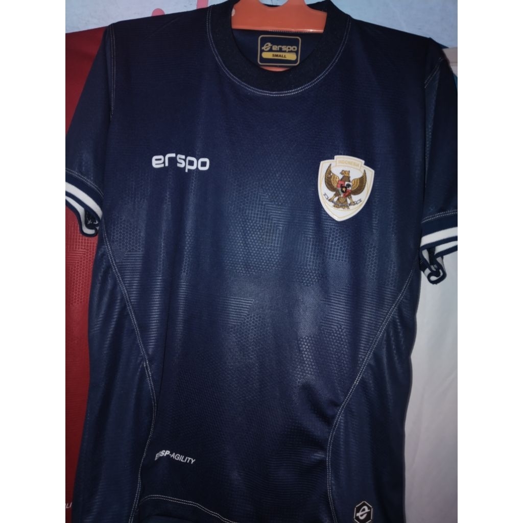 Jersey kiper timnas Indonesia