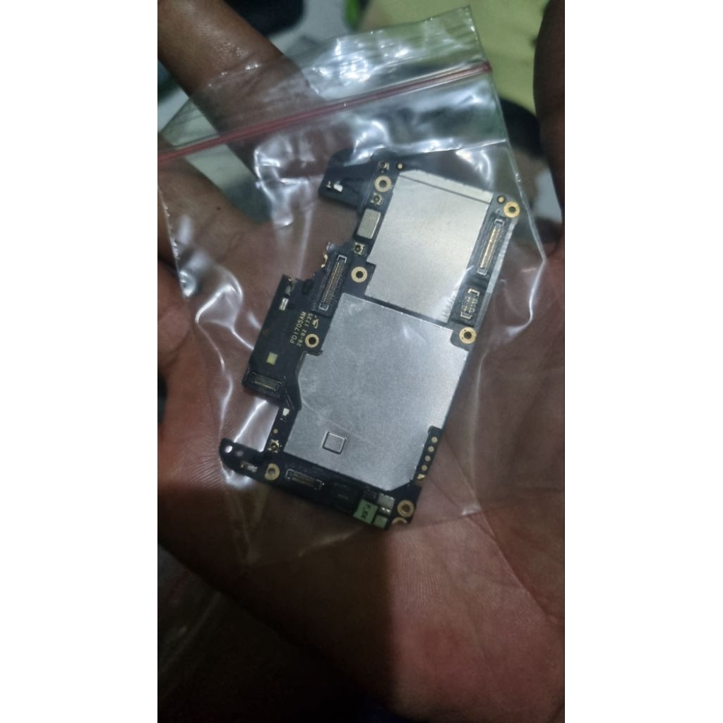 mesin vivo Y69 ram 3/32 mati