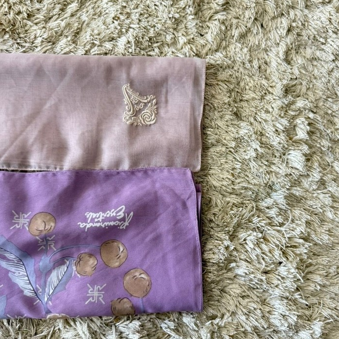 Preloved Hijab Ria Miranda dan Ayu Dyah Andari
