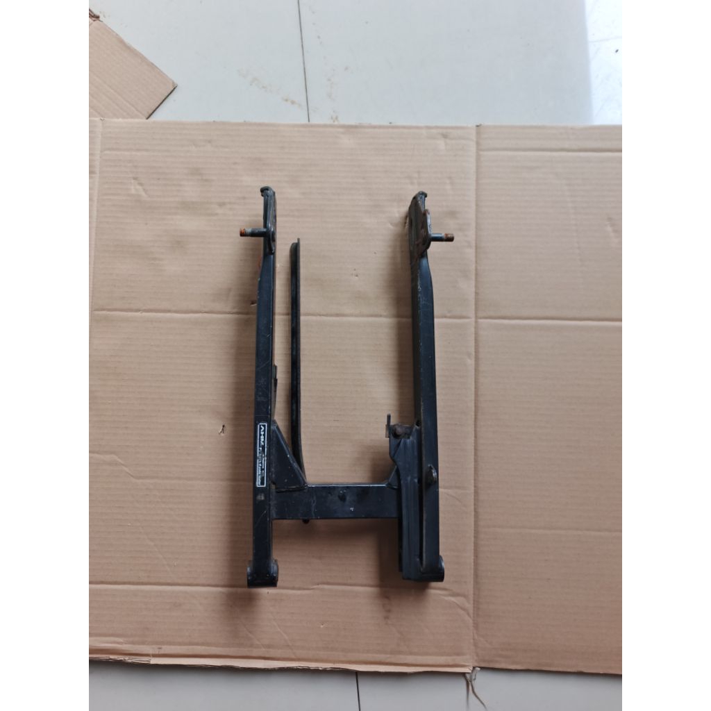 swing arem garpu sasis revo lama/supra x 125 fit new/supra x 125 original copotan motor