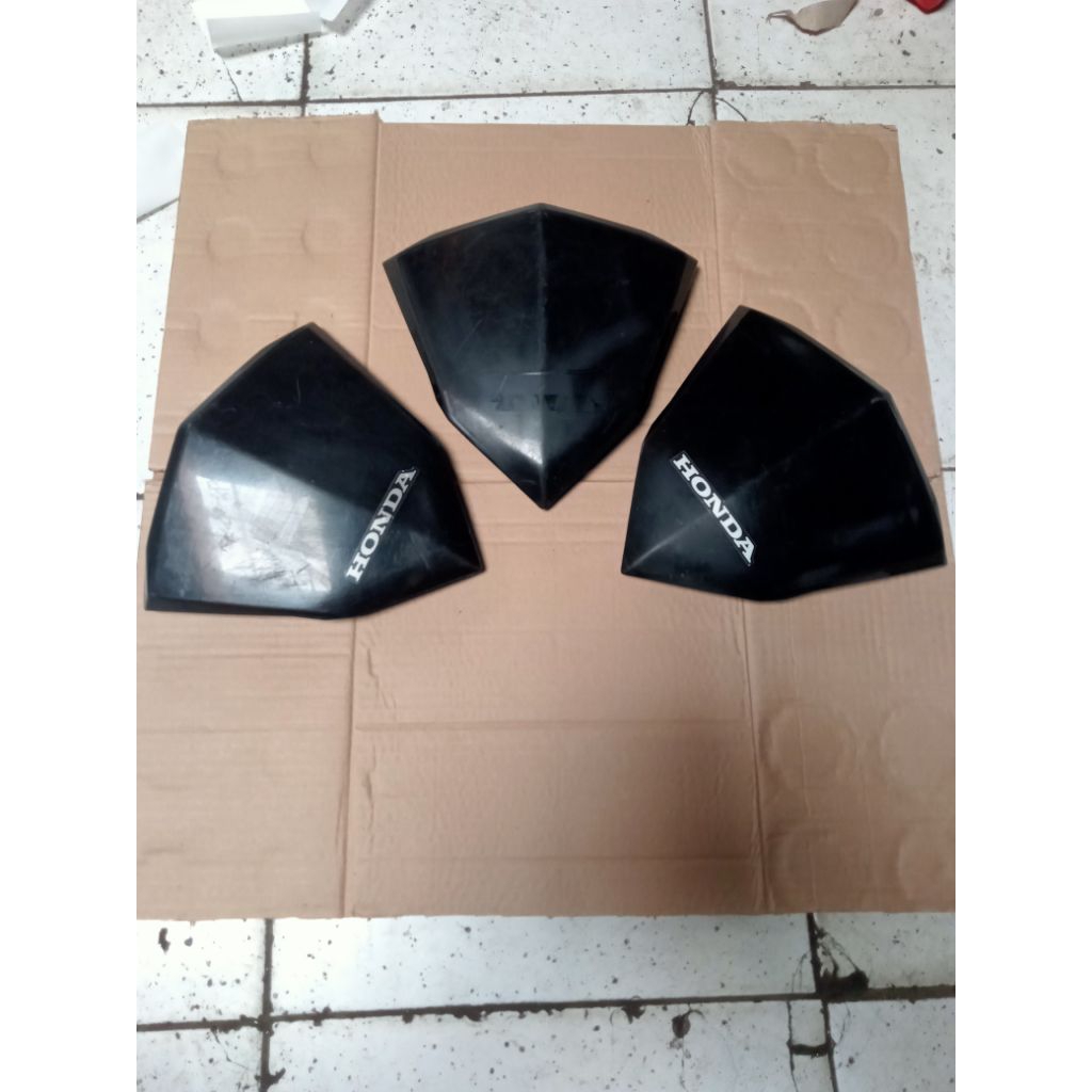 visor batok Vario 125/150 LED old 2016/2017 copotan original