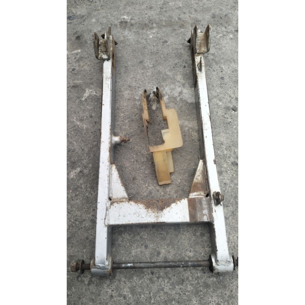 swing arm Suzuki Shogun 125 ori second